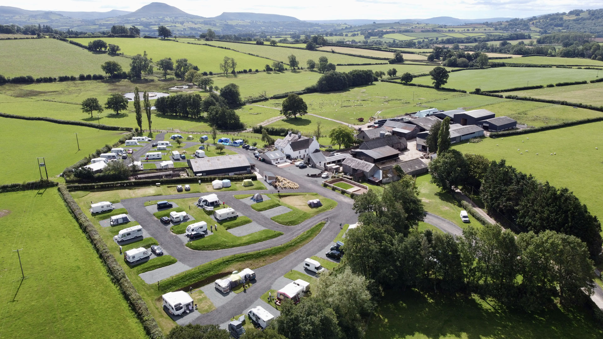 places to stay in brecon, brecon beacons activities, brecon b&b guest houses, 